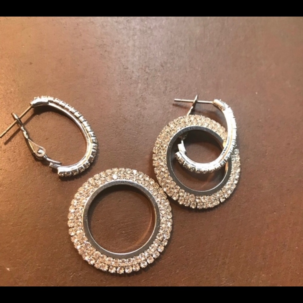 ⭐️HP⭐️ earrings which are the translation of CHIC! - Picture 7 of 8